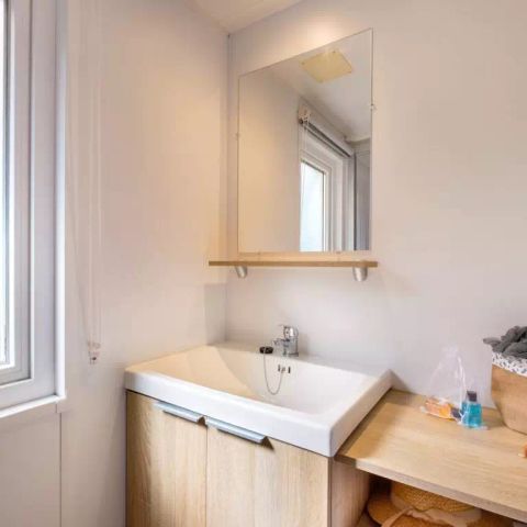 MOBILHOME 4 personnes - Mobil-home | Comfort | 2 Ch. | 4 Pers. | Terrasse surélevée | Clim. | TV
