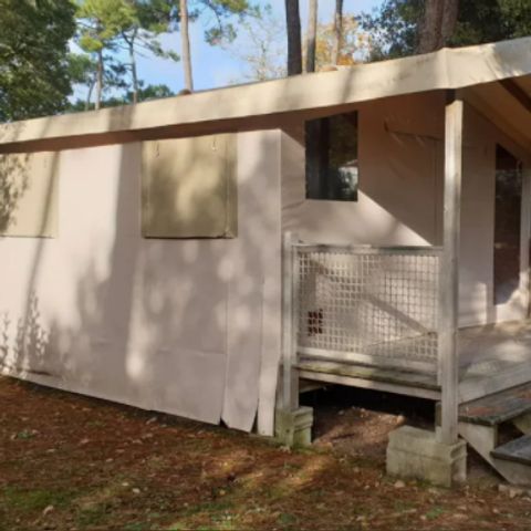 Tente en toile et en bois 5 personnes - Lodge sans sanitaires