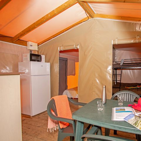 Tente en toile et en bois 5 personnes - Lodge sans sanitaires