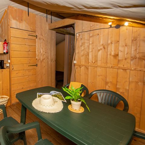 Tente en toile et en bois 5 personnes - Tente lodge premium avec sanitaires 5 personnes