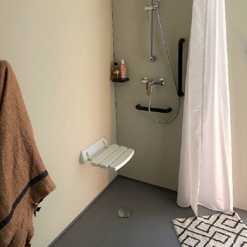 MOBILHOME 4 personnes - Confort + 2 chambres 4 personnes PMR (Personnes à mobilité réduite prioritairement) Samedi