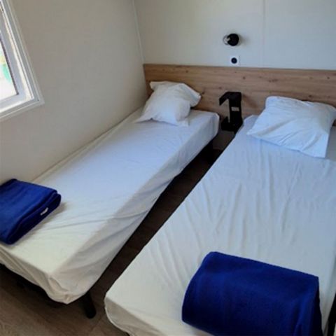MOBILHOME 4 personnes - Confort + 2 chambres 4 personnes Samedi 