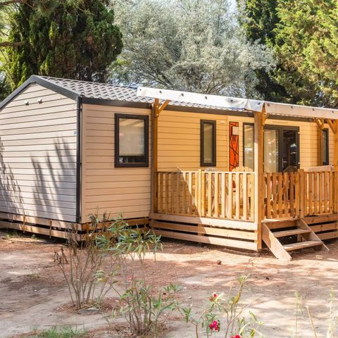 MOBILHOME 8 personnes - Premium | 4 Ch. | 8 Pers. | Terrasse Lounge | 2 SDB | Clim. | TV