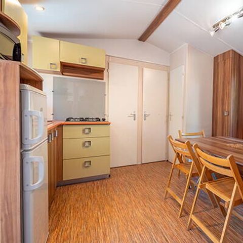 MOBILHOME 6 personnes - Classique | 3 Ch. | 6 Pers. | Terrasse surélevée | 1 SDB | Clim. | TV