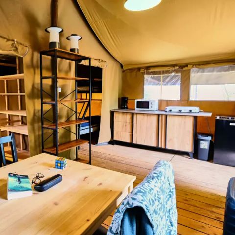 Tente en toile et en bois 5 personnes - Lodge Cosy 3 Pièces 5 Personnes Sans Sanitaire