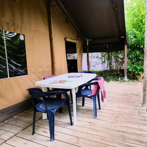 Tente en toile et en bois 5 personnes - Lodge Cosy 3 Pièces 5 Personnes Sans Sanitaire