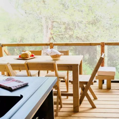 Tente en toile et en bois 5 personnes - Lodge Premium 3 Pièces 5 Personnes Climatisé