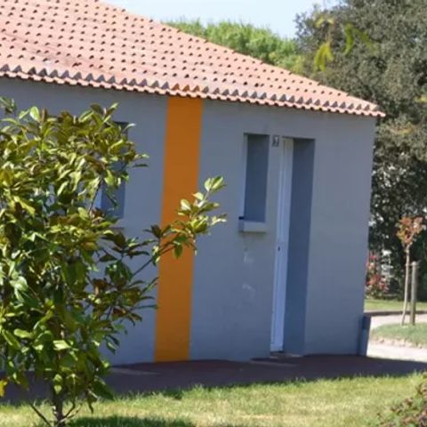 STUDIO 4 personnes - TV + lave vaisselle
