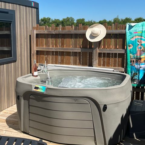 MOBILHOME 6 personnes - TRIO PREMIUM JACUZZI