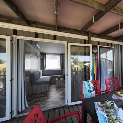 MOBILHOME 8 personnes - Quattro Premium 5 Pièces 8 Personnes Jacuzzi + Climatisé + TV