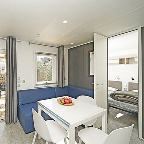 MOBILHOME 6 personnes - Premium | 3 Ch. | 6 Pers. | Terrasse Couverte | 2 SDB | Clim. | TV