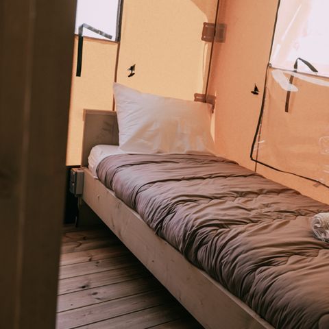 Tente en toile et en bois 5 personnes - Glamping Safari