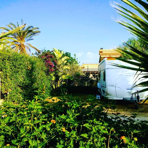 Emplacement - Campingcar/ Caravane