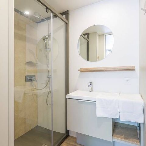 MOBILHOME 6 personnes - Mobil-home | Ultimate | 3 Ch. | 6 Pers. | Terrasse surélevée | 2 SDB | Clim.