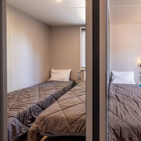 MOBILHOME 6 personnes - Mobil-home | Ultimate | 3 Ch. | 6 Pers. | Terrasse surélevée | Jacuzzi | 2 SDB | Clim.