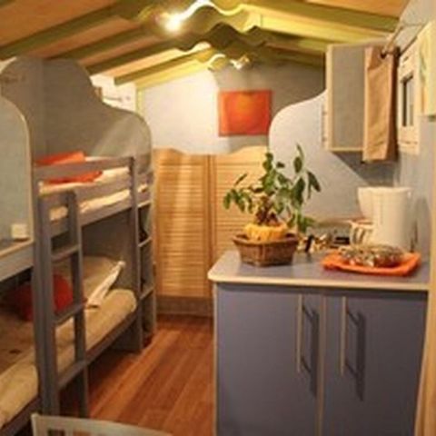 Hébergement 4 personnes - Insolite - La Roulotte (sans sanitaires)