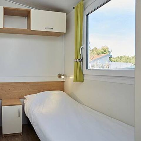 MOBILHOME 6 personnes - Mobil-home | Premium | 3 Ch. | 6 Pers. | Terrasse surélevée | 2 SDB | Clim.