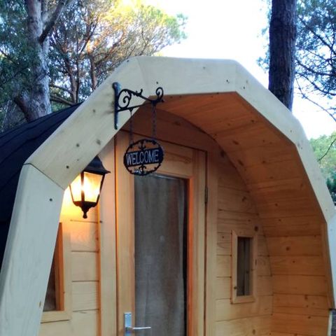 HÉBERGEMENT INSOLITE 4 personnes - BELLA TENT BARRIQUE - Sans sanitaires