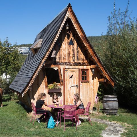 HÉBERGEMENT INSOLITE 4 personnes - FAERIE COTTAGE
