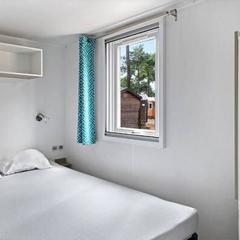 Bungalow 4 personnes - Mobil-home | Comfort | 2 Ch. | 4 Pers. | Terrasse surélevée | Clim. | TV