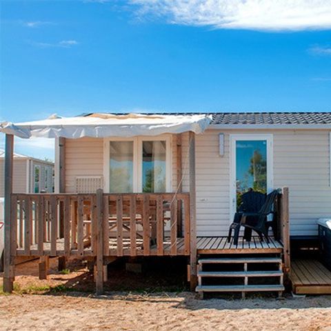 MOBILHOME 6 personnes - Ultimate | 3 Ch. | 6 Pers. | Terrasse Couverte | Jacuzzi | 2 SDB | Clim. | TV