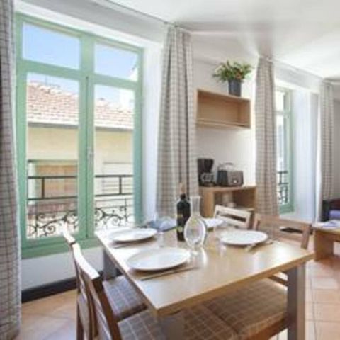 APPARTEMENT 4 personnes - (max. 2 adultes) Nice