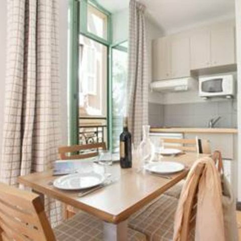 APPARTEMENT 4 personnes - (max. 2 adultes) Nice