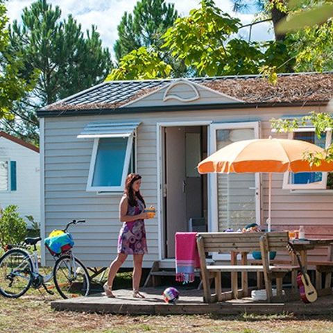 MOBILHOME 4 personnes - Classic | 2 Ch. | 4 Pers. | Terrasse simple | Clim.