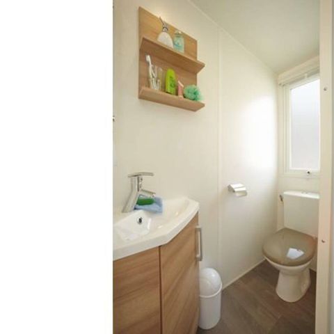 MOBILHOME 8 personnes - Premium | 3 Chambres | Capacité 6-8 personnes | Terrasse semi couverte | 1 Salle de bain | Climatisation