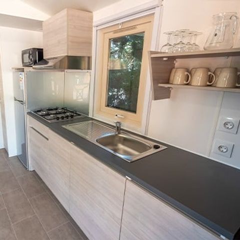 MOBILHOME 4 personnes - Comfort XL | 2 Ch. | 4 Pers. | Terrasse surélevée | Clim.