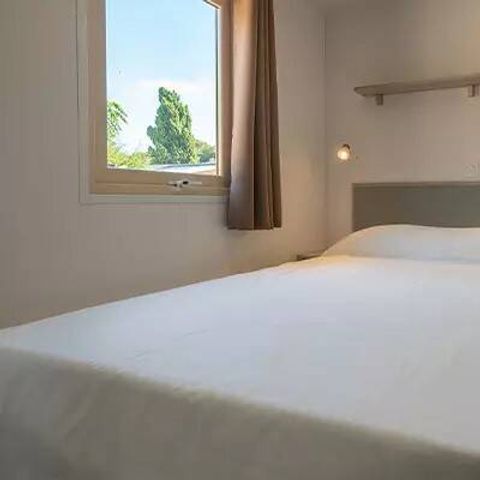 MOBILHOME 4 personnes - Premium | 2 Ch. | 4 Pers. | Terrasse simple | Clim.