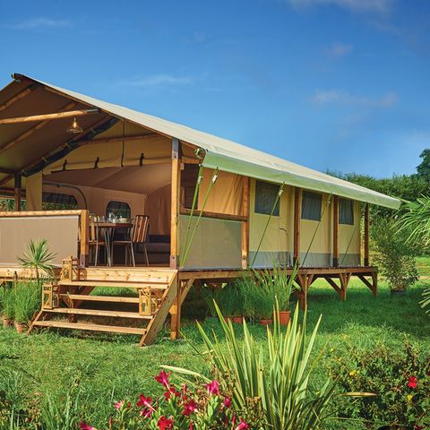Tente en toile et en bois 7 personnes - Tente Ciela Nature Lodge - 2 chambres - Cuisine équipée – Salle de bain