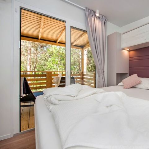MOBILHOME 6 personnes - Comfort XL | 3 Ch. | 6 Pers. | Terrasse surélevée | 2 SDB | Clim. | TV