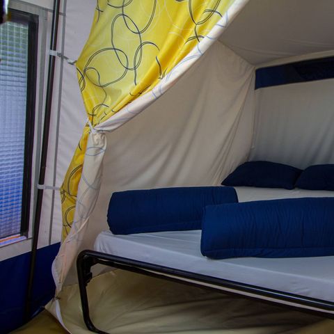 BUNGALOW TOILÉ 4 personnes - BUNGALOWTENT (SANS SANITAIRES)