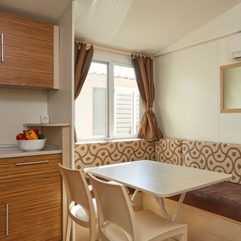 MOBILHOME 6 personnes - Premium | 3 Ch. | 6 Pers. | Terrasse Surélevée | Clim. | TV