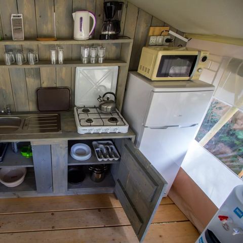 Tente en toile et en bois 4 personnes - Bijela Uvala - Tente safari + sanitaires + climatisation (5P)