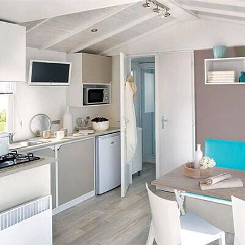 MOBILHOME 5 personnes - Premium | 2 Chambres | Capacité 5 personnes | Terrasse semi couverte | 2 Salles de bain | Climatisation | TV