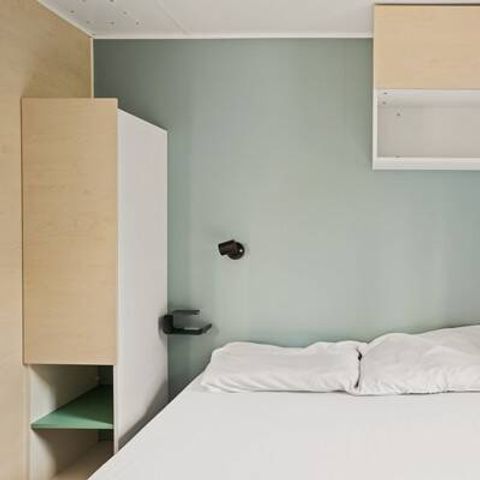 Mobilhome 6 personnes - Mobil-home | Premium | 3 Ch. | 6 Pers. | Terrasse surélevée non couverte | 1 SDB | Clim.