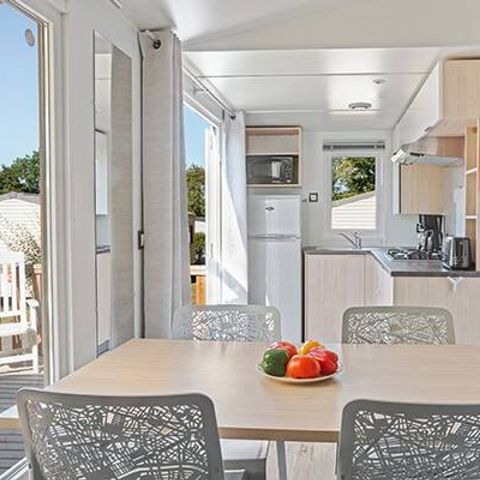 Mobilhome 6 personnes - Mobil-home | Premium | 3 Ch. | 6 Pers. | Terrasse surélevée non couverte | 1 SDB | Clim.