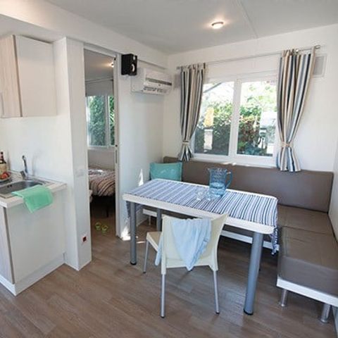 MOBILHOME 4 personnes - Comfort XL | 2 Ch. | 4 Pers. | Terrasse surélevée | 2 SDB | Clim.
