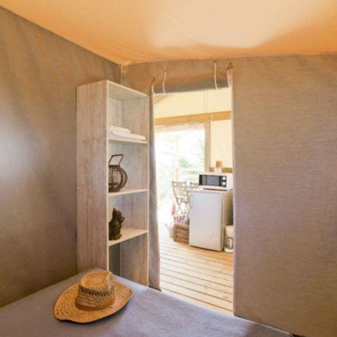 Tente en toile et en bois 5 personnes - CABANE PILOTIS