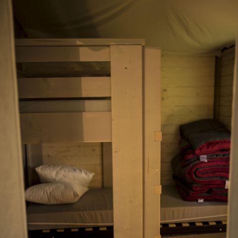 TENTE TOILE ET BOIS 5 personnes - CABANE PILOTIS