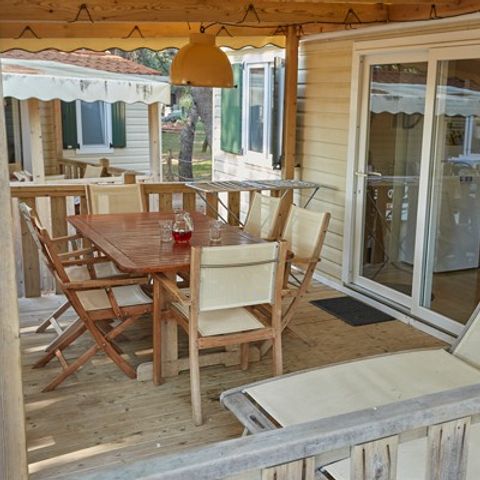 Mobilhome 4 personnes - Mobil-home | Classic XL | 2 Ch. | 4 Pers. | Terrasse surélevée | 2 SDB | Clim. | TV