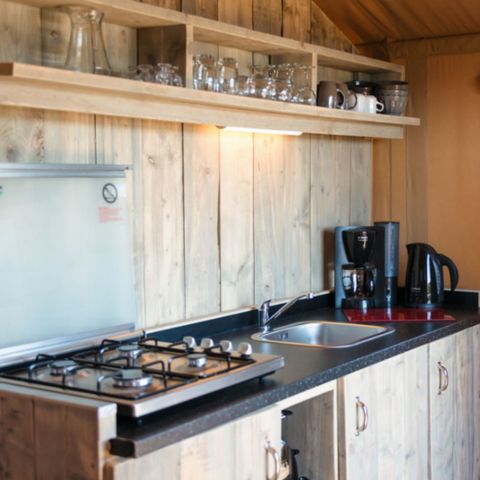 Tente en toile et en bois 6 personnes - LODGE Prestige CAMPING