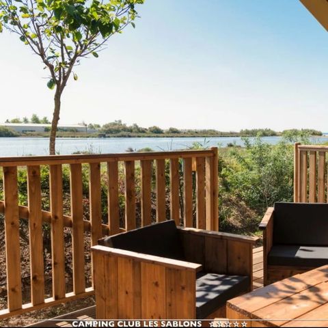 Tente en toile et en bois 6 personnes - LODGE Prestige CAMPING
