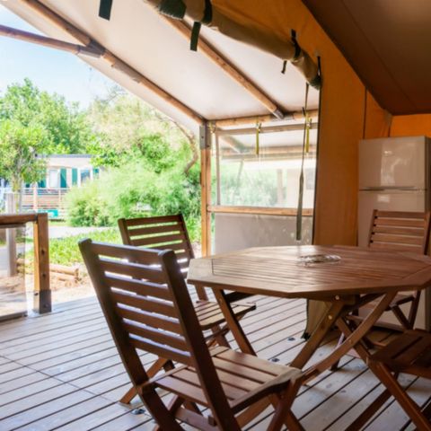 Tente en toile et en bois 5 personnes - Sunlodge Confort (pas de douche)