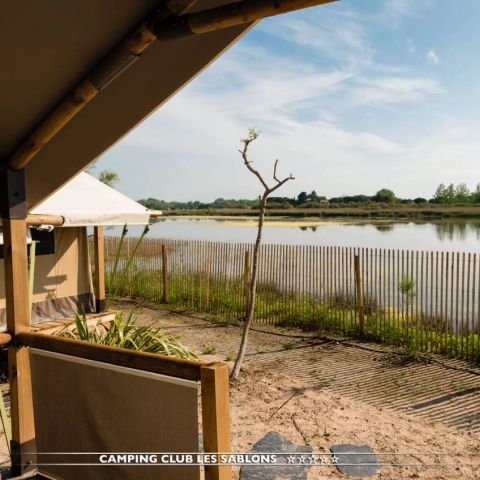 Tente en toile et en bois 5 personnes - Sunlodge Confort (pas de douche)