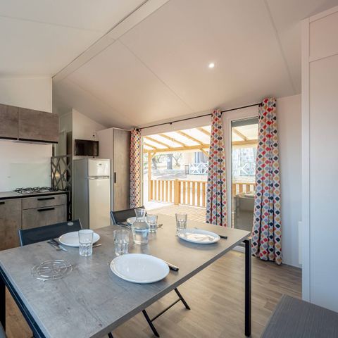 MOBILHOME 8 personnes - Mobil-home | Premium | 4 Ch. | 8 Pers. | Terrasse Lounge | 2 SDB | Clim. | TV
