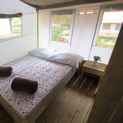 Tente en toile et en bois 5 personnes - Luxe safaritent