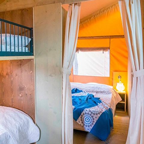 Tente en toile et en bois 6 personnes - Tente Safari | 3 Ch. | 6 Pers. | 1 SDB | Clim.